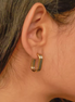 Boucles BIATRIZ mix-metal en U portées, profil – Oseraa