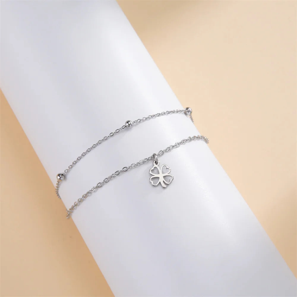 Zoom bracelet Hanoi minimaliste et élégant en argent. O-dace.com
