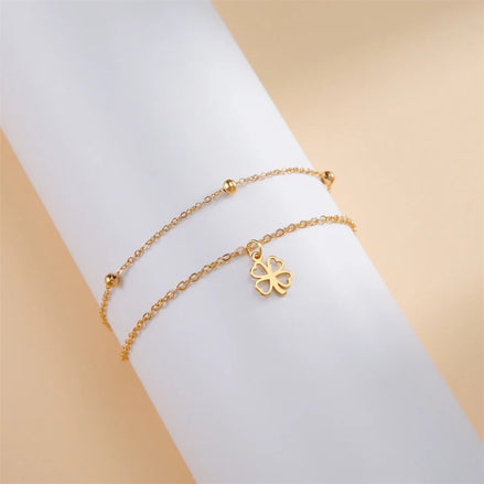 Zoom bracelet Hanoi minimaliste et élégant en doré. O-dace.com